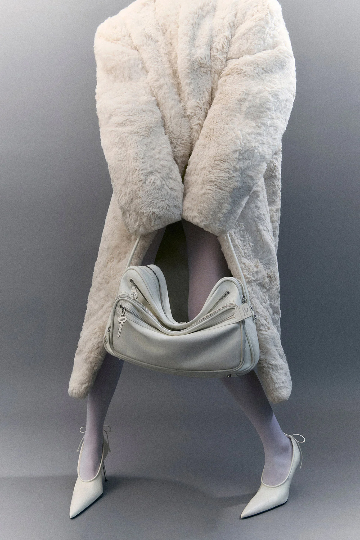 Acne Studios Camero Bag Fall Winter 2025 | Source: Acne Studios