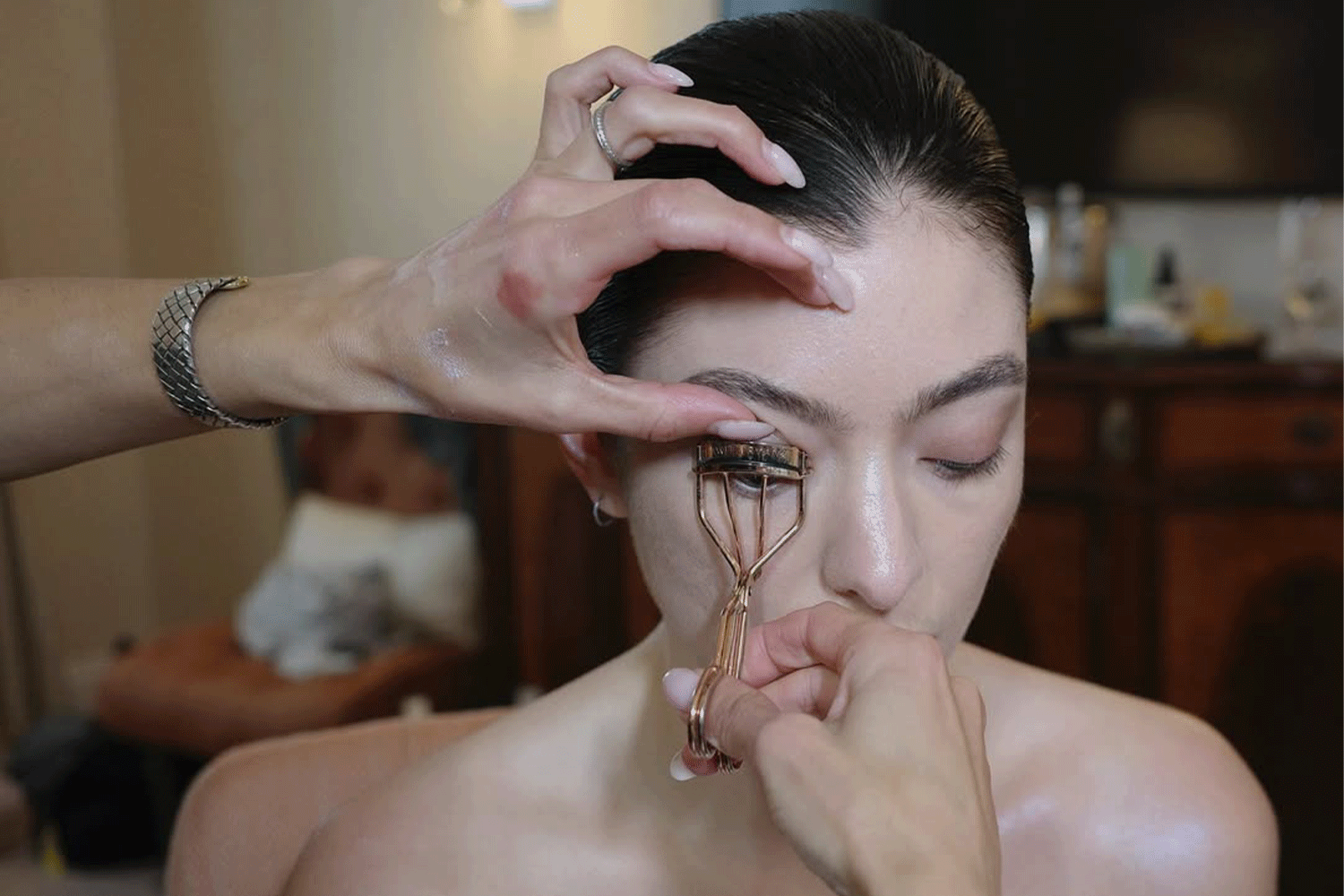 Fresh-Faced and Lash-Free is the New Glam for 2025