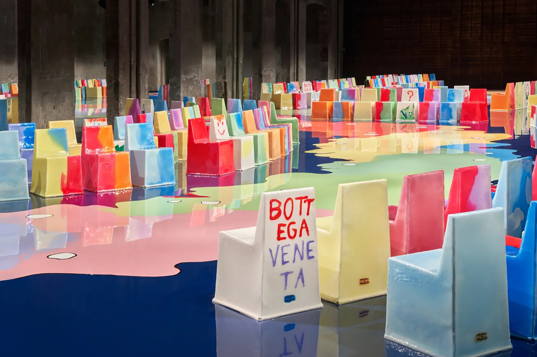 Gaetano Pesce’s set for Bottega Veneta Spring Summer 2023 Runway Show | Source: Bottega Veneta