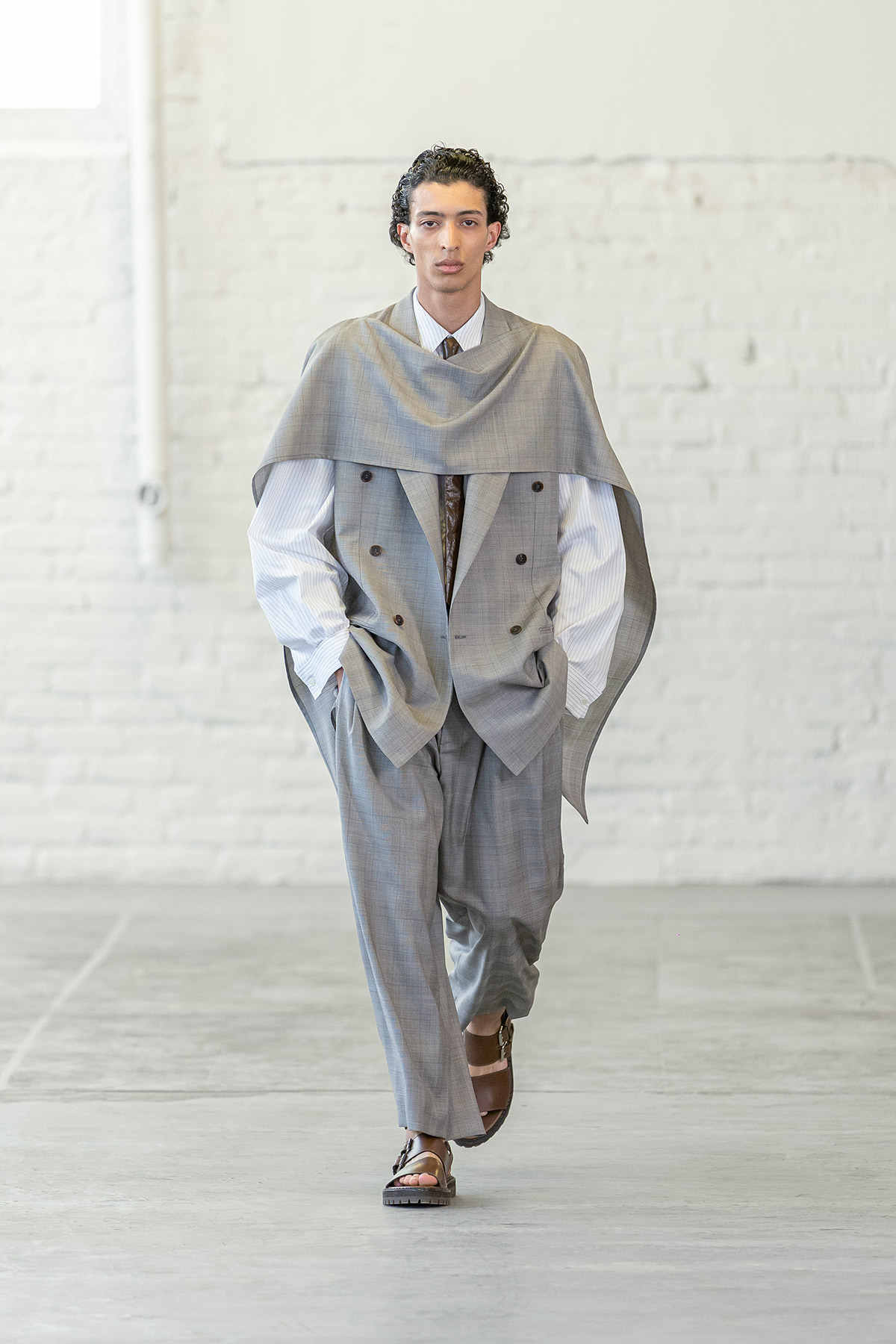 Hed Mayner Spring 2026 Wraps Softness Around Structure