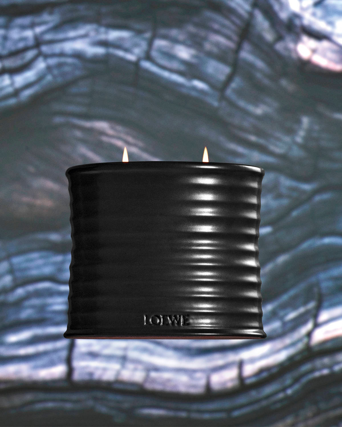 LOEWE Home Scents Palo Santo Scented Candle | Source: LOEWE Perfumes
