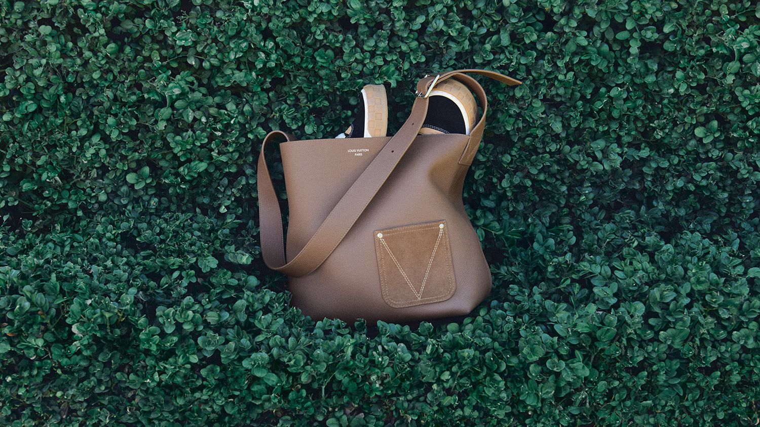 LV Touch. Men’s Leather Good Line