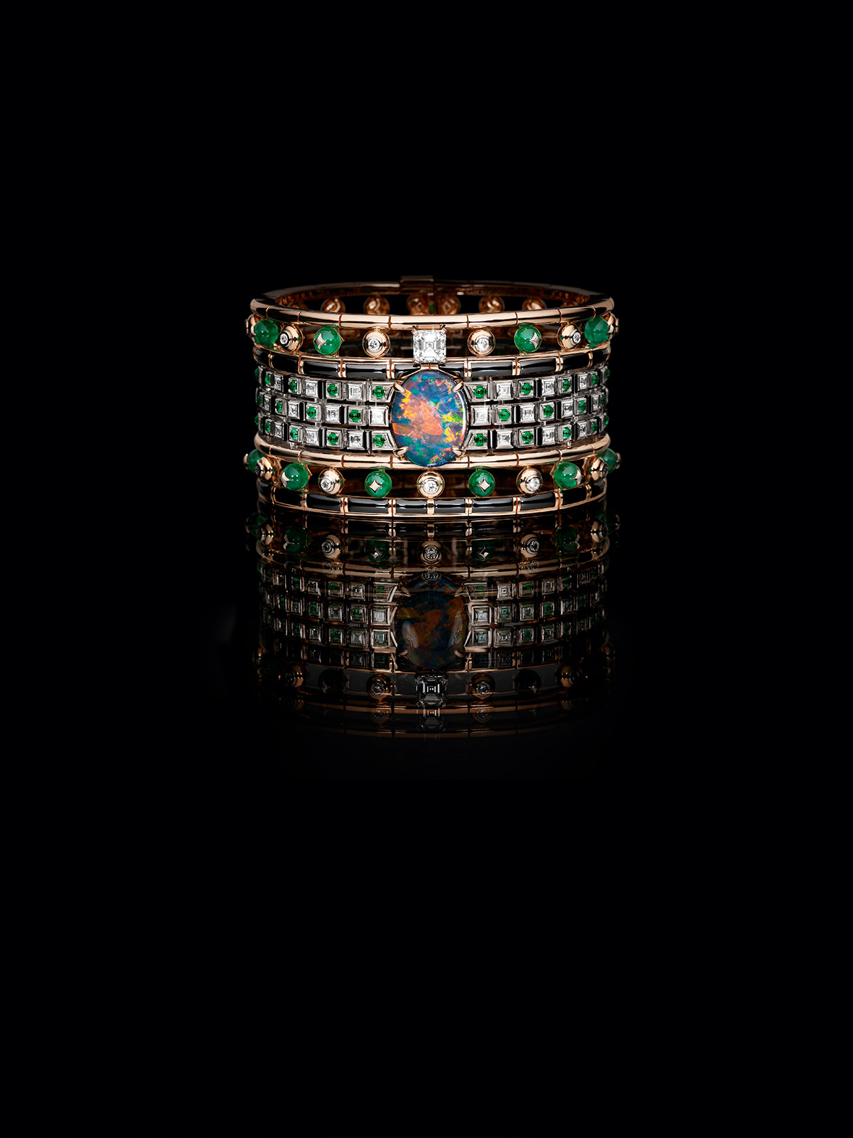 Louis Vuitton Virtuosity High Jewelry collection, The World of Mastery, Monumental | Courtey of Louis Vuitton