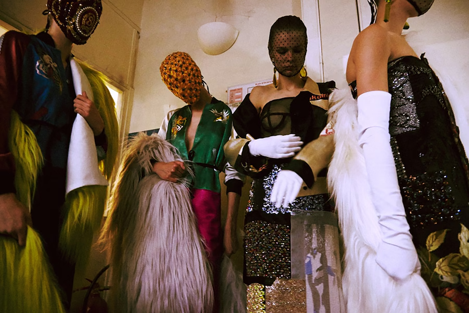 Maison Margiela Artisanal Fall Winter 2014 Haute Couture | Photo by Lea Colombo