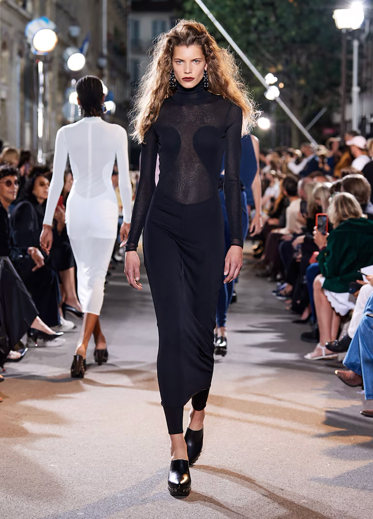 Alaïa Winter Spring 2022 Collection | Source: Alaïa