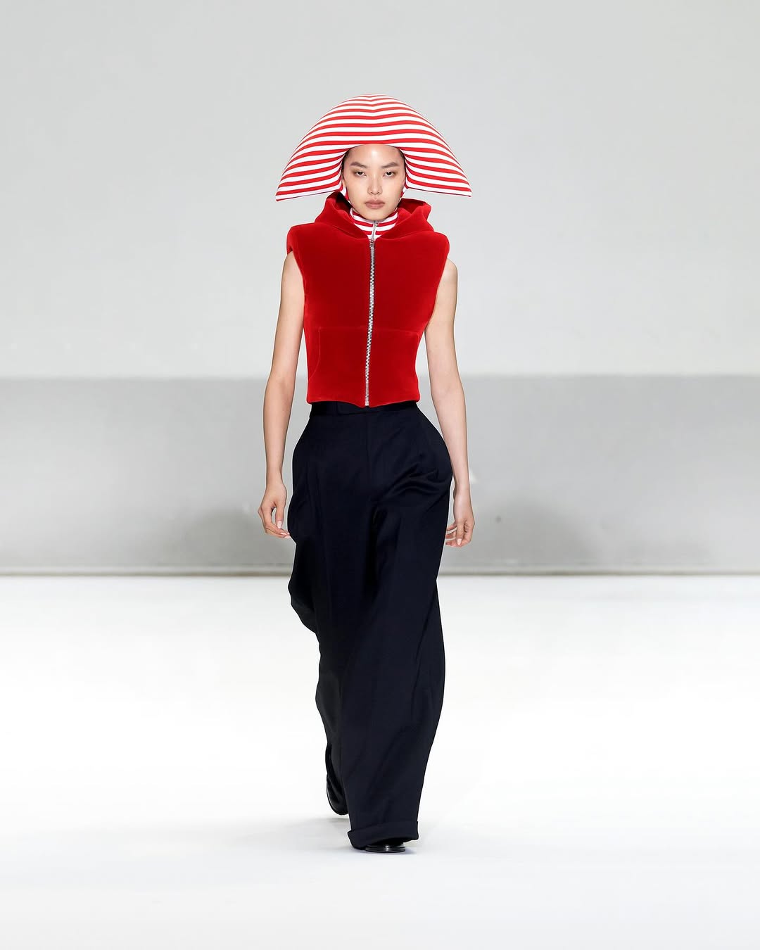 Duran Lantink Spring Summer 2025 Collection | Image from @duranlantinkyo